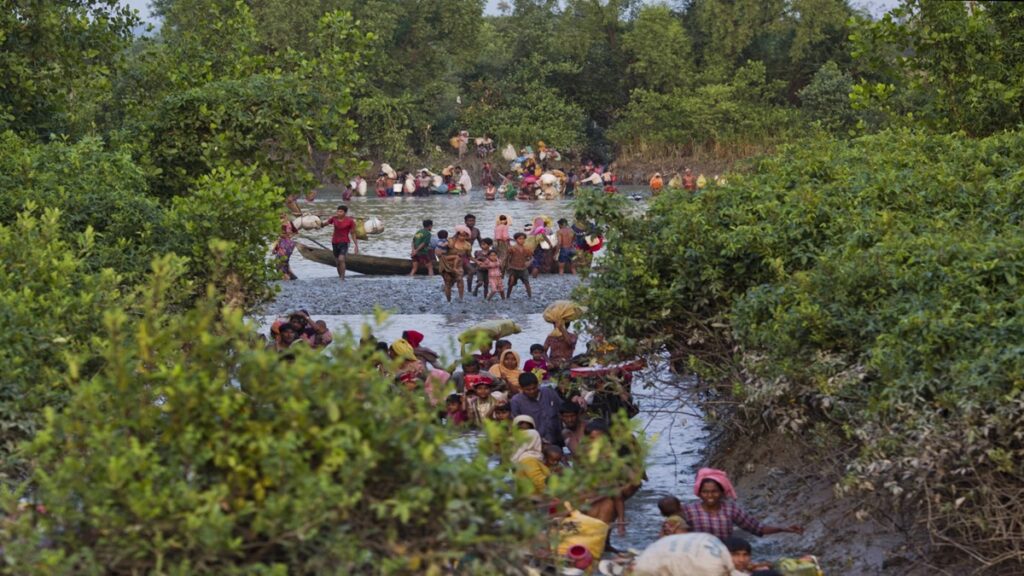 म्यांमार से भागते समय रखाइन में घातक ड्रोन हमले में कम से कम 150 रोहिग्या मारे गए