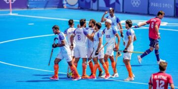 paris olympics 2024 pm modi indian men hockey team bronze medal