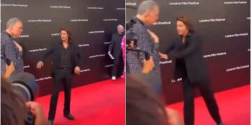 Shah Rukh Khan Push An Old Man At The Locarno Film Festival Viral Video Did Shah Rukh Khan Push