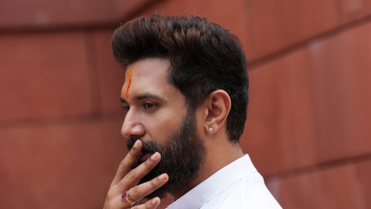 Chirag Paswan UPSC Lateral Entry Issue Rahul Gandhi Ashwini Vaishnaw Chirag Paswan First NDA Ally To Slam UPSC Lateral Entry, Demands Reservation: ‘No Ifs & Buts’