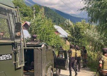 Jammu-Kashmir 2 Soldiers Injured In Anantnag Encounter Firefight Army Security Forces Terrorists J-K Police J-K: 2 Soldiers Dead, 6 Injured In Anantnag Encounter As Firefight Ensues Between Security Forces And Terrorists