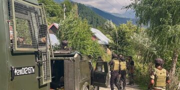 Jammu-Kashmir 2 Soldiers Injured In Anantnag Encounter Firefight Army Security Forces Terrorists J-K Police J-K: 2 Soldiers Dead, 6 Injured In Anantnag Encounter As Firefight Ensues Between Security Forces And Terrorists