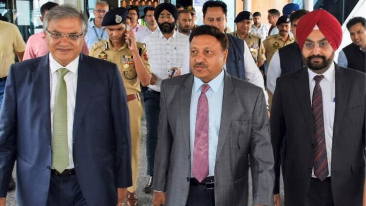 Jammu And Kashmir elections Parties Hopeful EC Delegation Visits Srinagar review preparedness Elections In Jammu And Kashmir Soon? Parties Hopeful Of Polls As EC Delegation Visits Srinagar