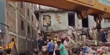 Delhi News Building Collapses in Jahangirpuri Woman Among 4 Rescued northwest Delhi building collapse news Building Collapses in Delhi