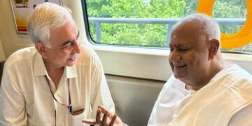 HD Devegowda Delhi Metro PM Sangrahalaya Janta Dal (Secular) (JDS) Former PM HD Deve Gowda Takes Ride In Delhi Metro, Says