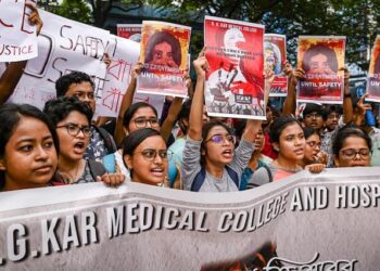 RG Kar Doctor Death Kolkata Bleeding From Private Parts Neck Bone Broken Smothered To Death Autopsy Report Rape Murder Bleeding From Private Parts, Neck Bone Broken, Smothered To Death: Horrific Details From Kolkata Trainee Doctor