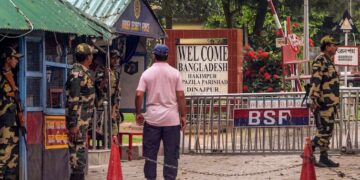 Bangladesh Protests Air India IndiGo Cancel Dhaka Flights Train Services Suspended BSF Bengal Assam Border Sheikh Hasina Waqar-uz-Zaman Bangladesh Protests: Air India And IndiGo Cancel Dhaka Flights, Train Services Suspended As BSF On Alert At Borders