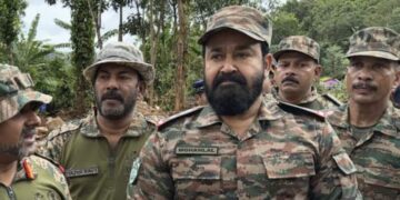 Malayalam Movie Star Mohanlal Visits Landslide Hit Wayanad; Donates Rs. 3 Cr For Rehabiliation Watch Malayalam Movie Star Mohanlal Visits Landslide Hit Wayanad; Donates Rs. 3 Cr For Rehabiliation; Watch