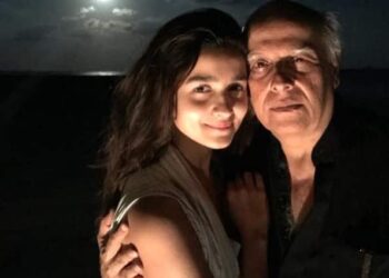 Mahesh Bhatt Thinks Alia Bhatt Was Just A Mannequin In Karan Johar Film Student Of The Year Mahesh Bhatt Thinks Alia Bhatt Was ‘Just A Mannequin’ In Her Debut Film Student Of The Year