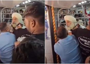 Mumbai news Mumbai Local Train Passenger Assaults Ticket Inspector TTE Over Fine Indian Railways Caught On Camera Viral Video Mumbai Local Train Passenger Assaults Ticket Inspector When Asked To Pay Fine — Caught On Camera