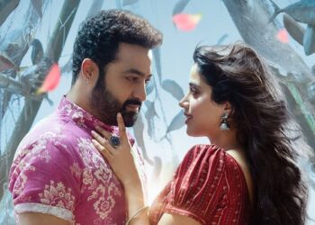 Redditors React To Age Gap Between Jr NTR Janhvi Kapoor In Devara Song Chuttamalle Redditors Find The Age Gap Between Jr NTR, Janhvi Kapoor In Devara Song Unsettling, Say ‘Navel Moves Make It Worse