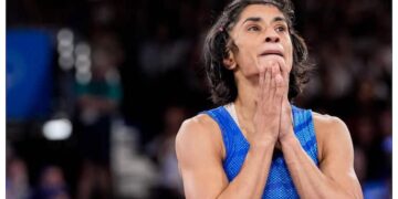 Vinesh Phogat Disqualified From Olympics: Celebs Hema Malini, Swara Bhasker, Taapsee Pannu Reacts Vinesh Phogat Disqualified: Hema Malini Says