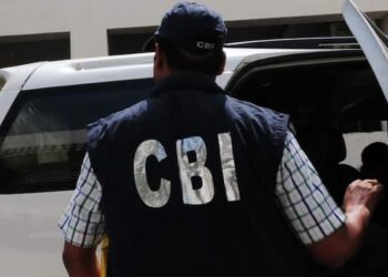 CBI Books 2 GST Officials Hyderabad Rs 5 Lakh Extortion Recovers Incriminating Documents CBI Books 2 GST Officials In Hyderabad For Rs. 5 Lakh