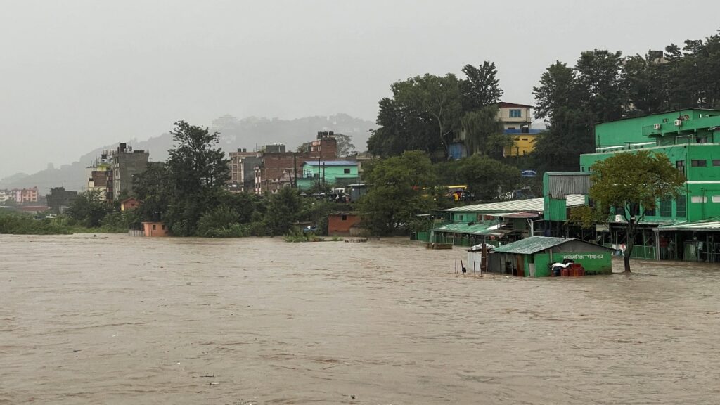 नेपाल में तीन दिन का राष्ट्रीय शोक मनाया जाएगा क्योंकि मानसून-प्रेरित आपदाओं में 200 से अधिक लोगों की जान चली गई है