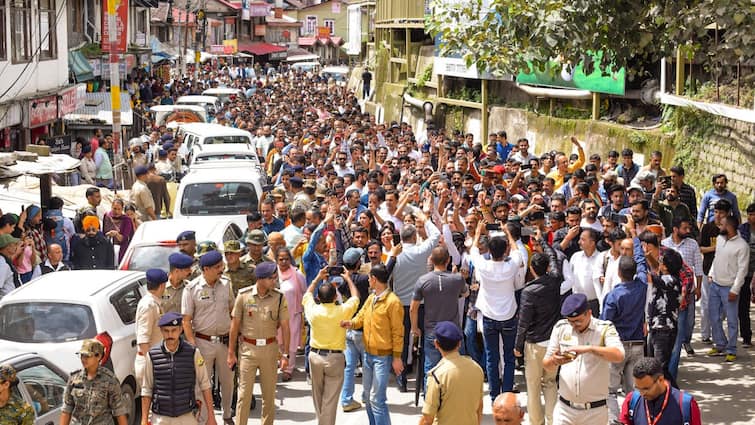 शिमला: शीर्ष पुलिस अधिकारी ने कहा, 'अवैध' मस्जिद विवाद के बीच भारी बल तैनात, शांतिपूर्ण विरोध प्रदर्शन की अनुमति