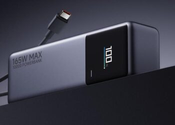 Xiaomi ने स्मार्टफ़ोन और लैपटॉप के लिए बिल्ट-इन USB-C केबल और फ़ास्ट चार्जिंग सपोर्ट के साथ 165W कॉम्पैक्ट पावर बैंक की घोषणा की