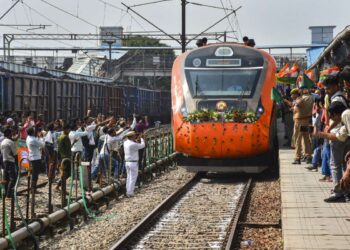 ओडिशा से चलेंगी तीन नई वंदे भारत एक्सप्रेस ट्रेनें: रूट, समय और लॉन्च की तारीख जानें