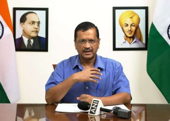 दिल्ली के निवर्तमान मुख्यमंत्री अरविंद केजरीवाल अपना सरकारी आवास खाली करेंगे, सभी सुविधाएं छोड़ेंगे