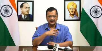 दिल्ली के निवर्तमान मुख्यमंत्री अरविंद केजरीवाल अपना सरकारी आवास खाली करेंगे, सभी सुविधाएं छोड़ेंगे