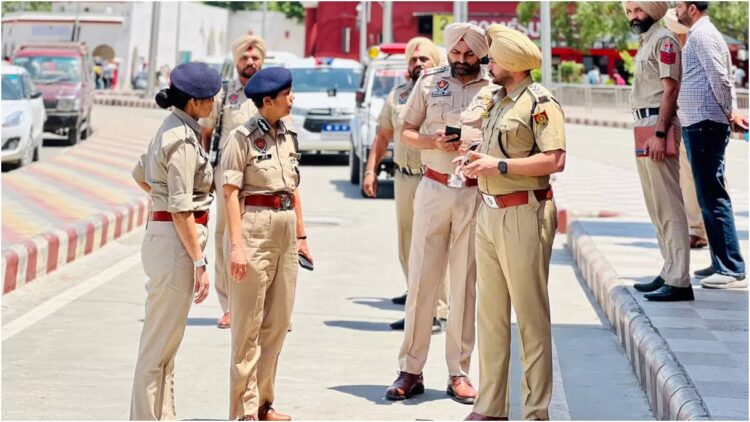 पंजाब समाचार: पंजाब पुलिस ने युवाओं की सुरक्षा के लिए अवैध ट्रैवल एजेंटों पर शिकंजा कसा