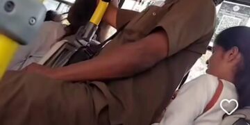 बेंगलुरु: महिला के आर्मरेस्ट पर बैठने पर BMTC बस कंडक्टर की आलोचना, वीडियो वायरल