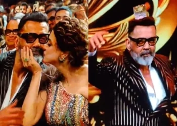 बॉबी देओल वायरल वीडियो: आंसुओं में डूबे भगवान बॉबी! IIFA अवार्ड्स में नकारात्मक भूमिका में सर्वश्रेष्ठ प्रदर्शन पाने के बाद पत्नी को चूमा; प्रशंसक पागल हो जाते हैं