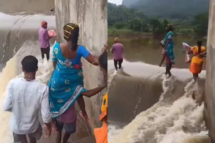 वायरल वीडियो: परेशान करने वाला! नवजात को हाथ में और मां को कंधे पर लेकर परिवार ने बाढ़ वाली नदी पार की, नेटिज़न्स नाराज