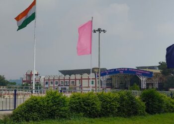 वैष्णो देवी मंदिर के संरक्षक रहे बारीदारों ने 'अधूरे वादे' पर नाराजगी जताई, भाजपा को चुनाव में हार की चेतावनी दी