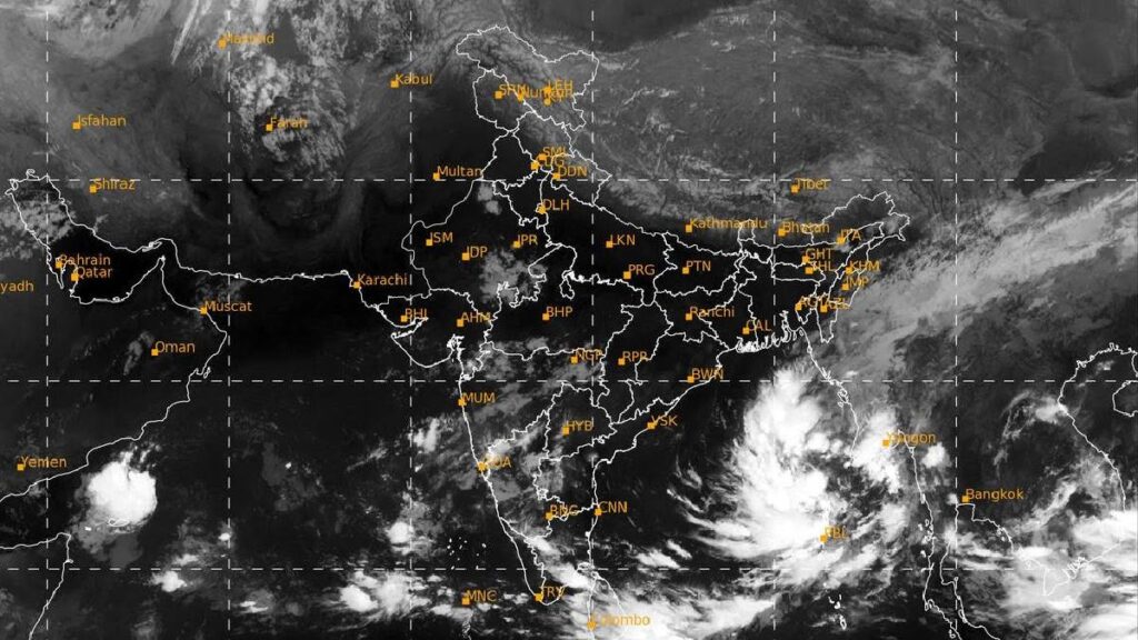 चक्रवात दाना तीव्र: इन स्मार्टफोन ऐप्स का उपयोग करके वास्तविक समय में तूफान की प्रगति को ट्रैक करें