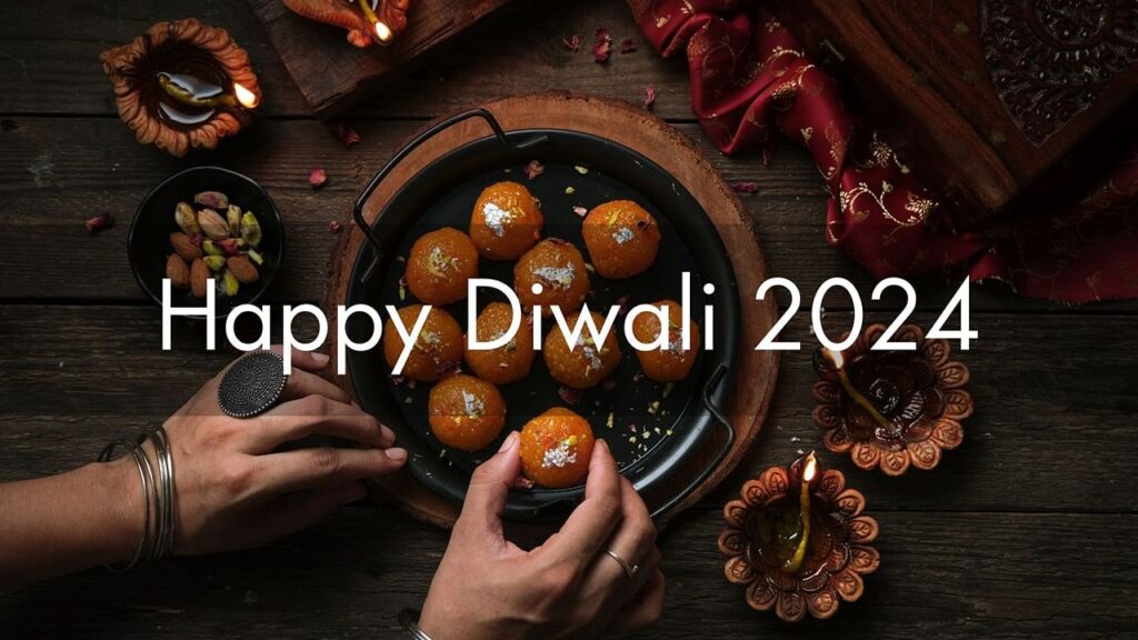 हैप्पी दिवाली 2024: प्रियजनों के साथ साझा करने के लिए 30+ शुभकामनाएं, संदेश, उद्धरण और शुभकामनाएं