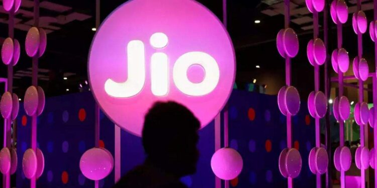 Jio का दिवाली धमाका: सरल चरणों के साथ एक वर्ष के लिए मुफ्त 5G डेटा प्राप्त करें! - अभी पढ़ें