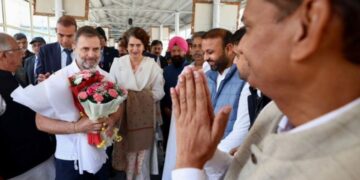 उमर अब्दुल्ला के शपथ ग्रहण समारोह में शामिल होने के लिए राहुल गांधी, प्रियंका गांधी श्रीनगर पहुंचे