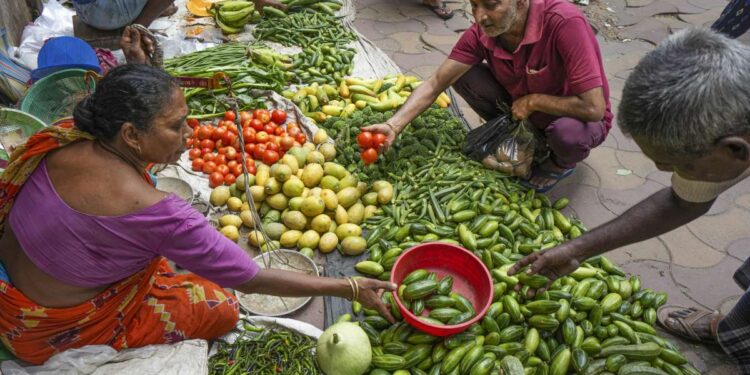 खाद्य पदार्थों, विनिर्माण की कीमतों में बढ़ोतरी के कारण सितंबर में भारत की थोक मुद्रास्फीति बढ़कर 1.84% हो गई