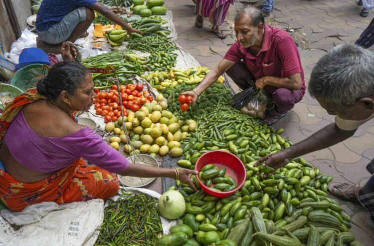 खाद्य पदार्थों, विनिर्माण की कीमतों में बढ़ोतरी के कारण सितंबर में भारत की थोक मुद्रास्फीति बढ़कर 1.84% हो गई