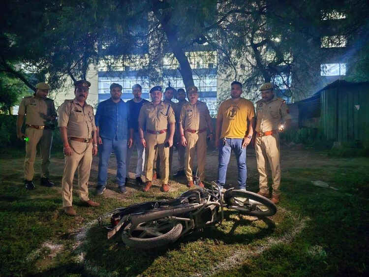 नोएडा की कार्रवाई की रात: पुलिस नाटकीय मुठभेड़ों में व्यस्त रही, अपराधियों को घायल किया और चोरी का सामान बरामद किया!