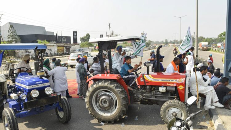 पंजाब के किसानों ने धान खरीद और अन्य मांगों को लेकर आज सड़क जाम करने की योजना बनाई है