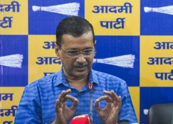 बाबा सिद्दीकी हत्याकांड: अरविंद केजरीवाल बोले, 'महाराष्ट्र ही नहीं पूरा देश डरा हुआ है'