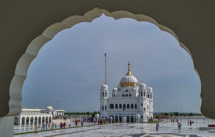 भारत, पाकिस्तान ने श्री करतारपुर साहिब कॉरिडोर समझौते का विस्तार किया, सेवा शुल्क नहीं लगाने को कहा नई दिल्ली