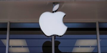 Apple को नए सिरे से EU जांच का सामना करना पड़ रहा है, नए उत्पाद ने नियामक चिंताओं को जन्म दिया है