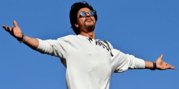 SRK जन्मदिन विशेष: दिल्ली के लड़के से वैश्विक सुपरस्टार तक - सपनों, रोमांस, स्टारडम से भरी यात्रा