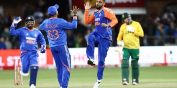 अद्यतन ICC पुरुष T20I गेंदबाजी रैंकिंग में वरुण चक्रवर्ती 110 स्थान ऊपर चढ़े, अक्षर-हार्दिक नीचे गिरे