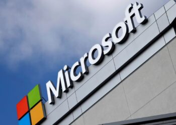 क्या Microsoft AI के लिए आपके Word और Excel डेटा का उपयोग कर रहा है? यहाँ आधिकारिक प्रतिक्रिया है