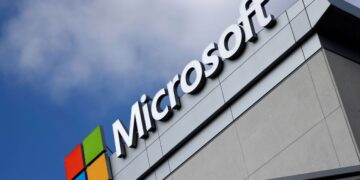 क्या Microsoft AI के लिए आपके Word और Excel डेटा का उपयोग कर रहा है? यहाँ आधिकारिक प्रतिक्रिया है