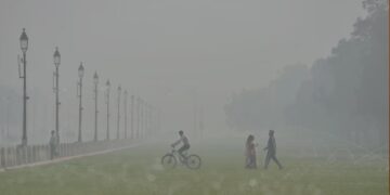 दिल्ली: AQI 460 के पार होने पर GRAP-IV प्रतिबंध सोमवार से लागू होंगे जानिए ताजा पाबंदियां