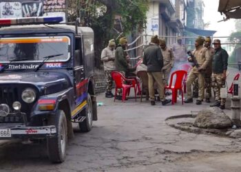 संभल मस्जिद विवाद: SC आज जिला अदालत के आदेश को चुनौती देने वाली शाही मस्जिद समिति की याचिका पर सुनवाई करेगा