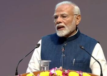 संविधान देश की हर अपेक्षा और जरूरत पर खरा उतरा है: पीएम मोदी