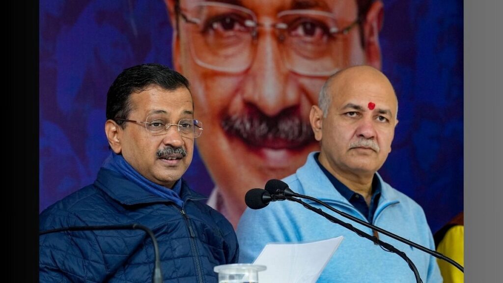 केजरीवाल का कहना है कि बीजेपी चुनावी राज्य दिल्ली में हजारों आप समर्थकों का नाम मतदाता सूची से कटवाने की कोशिश कर रही है