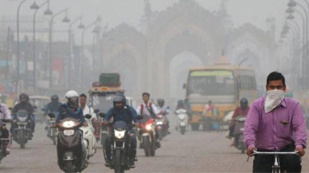 दिल्ली का AQI 388 पर 'बहुत खराब' बना हुआ है