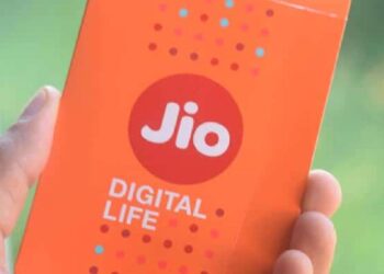 Jio के लिए चुनौतियां जारी, अक्टूबर में लाखों ग्राहक खोए, जबकि बीएसएनएल में उछाल देखा गया