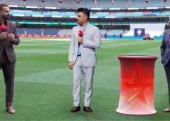 "SACHHAI vs JHOOTH...": Watch Irfan Pathan and Sanjay Manjarekar embroiled in a heated argument